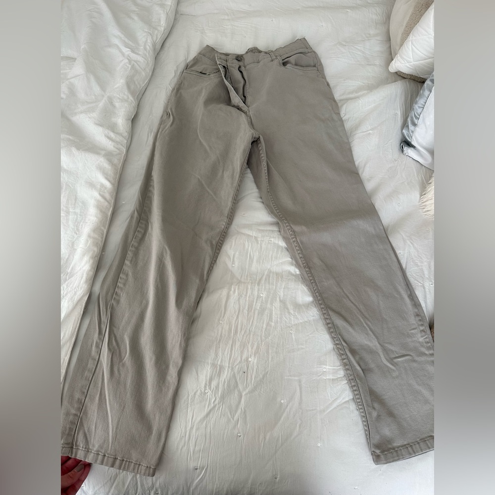 Women’s Khakis